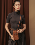 Osmo Phone Bag in Brown