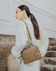 Hobba Bag in Taupe