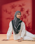 Monorico Scarves in Black