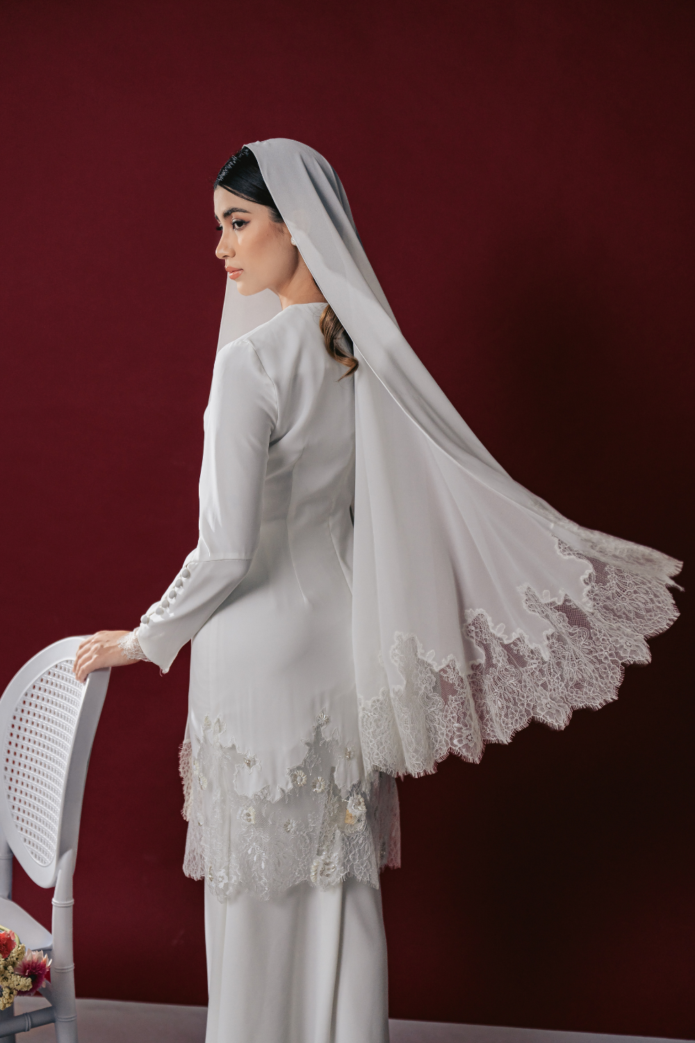 Kyra Chiffon Veil in Off White