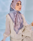 Nayra Scarve in Diamond