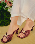 Daiyan Shoes in Maroon