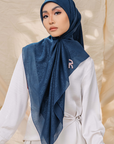 Rivora Embossed Square in Teal Blue