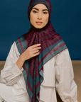 Nuura Scarve in Roselle