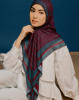 Nuura Scarve in Roselle