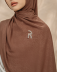 Rivora Embossed Shawl in Wood Brown