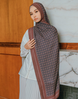 Anora Shawl in Brick Brown