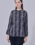 Siri Basic Tale Blouse in Black