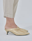 Moona Shoes in Gold