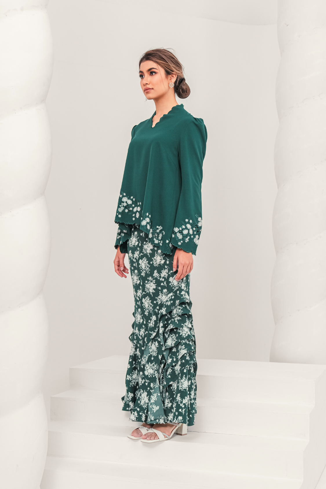 Permai Modern Kurung Summeraya in Forest Green