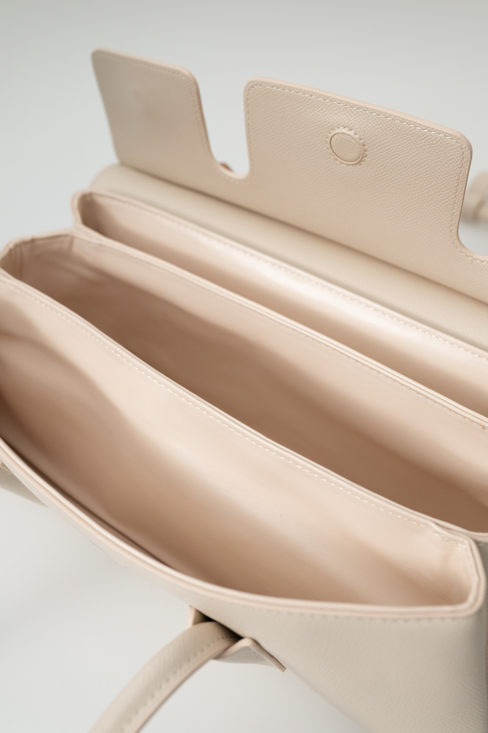 Nadda Bag in Dark Brown