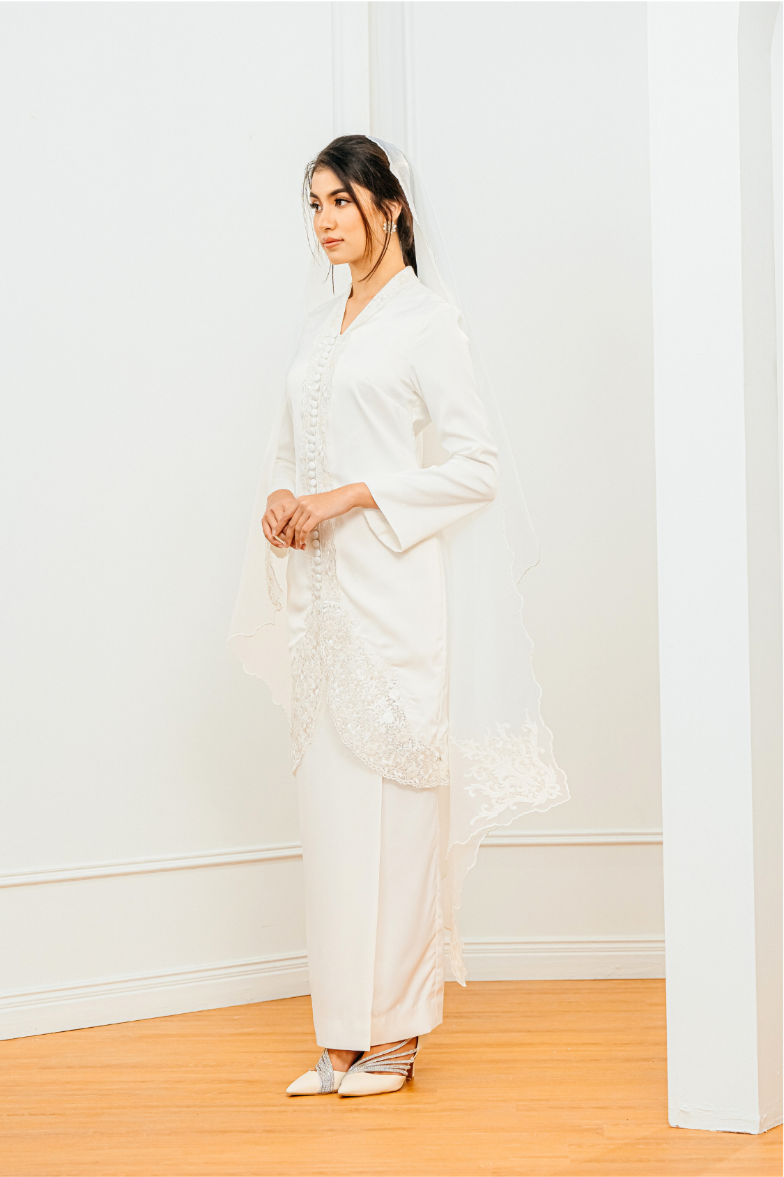 Dinda Bridal Modern Kurung in Off-White – Rico Rinaldi