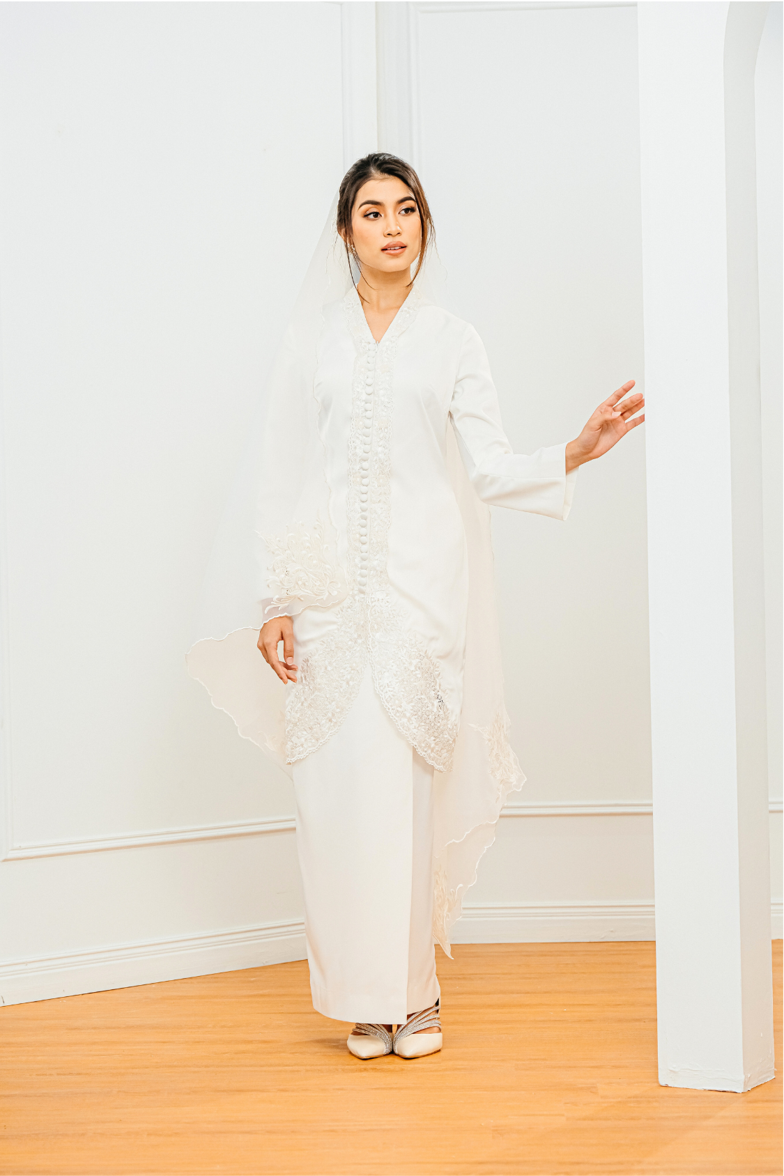Dinda Bridal Modern Kurung in Off-White – Rico Rinaldi