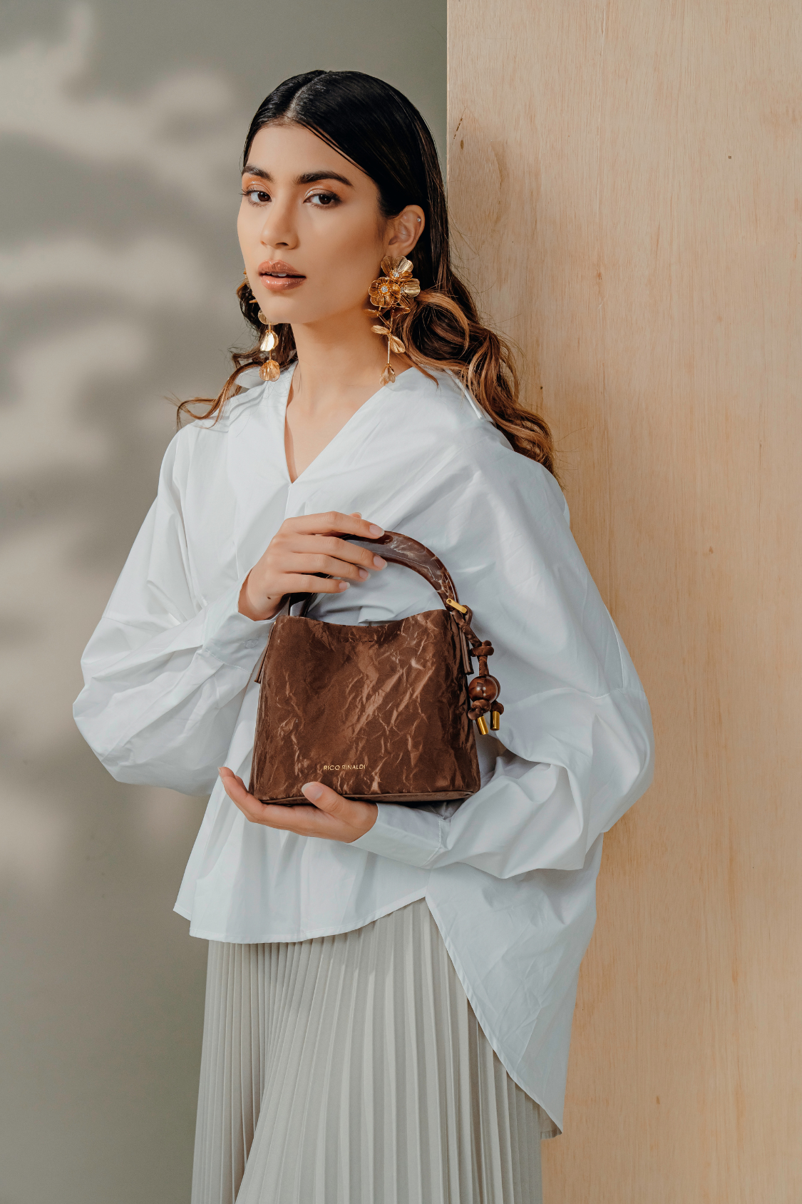 Naila Handle Bag in Coffee