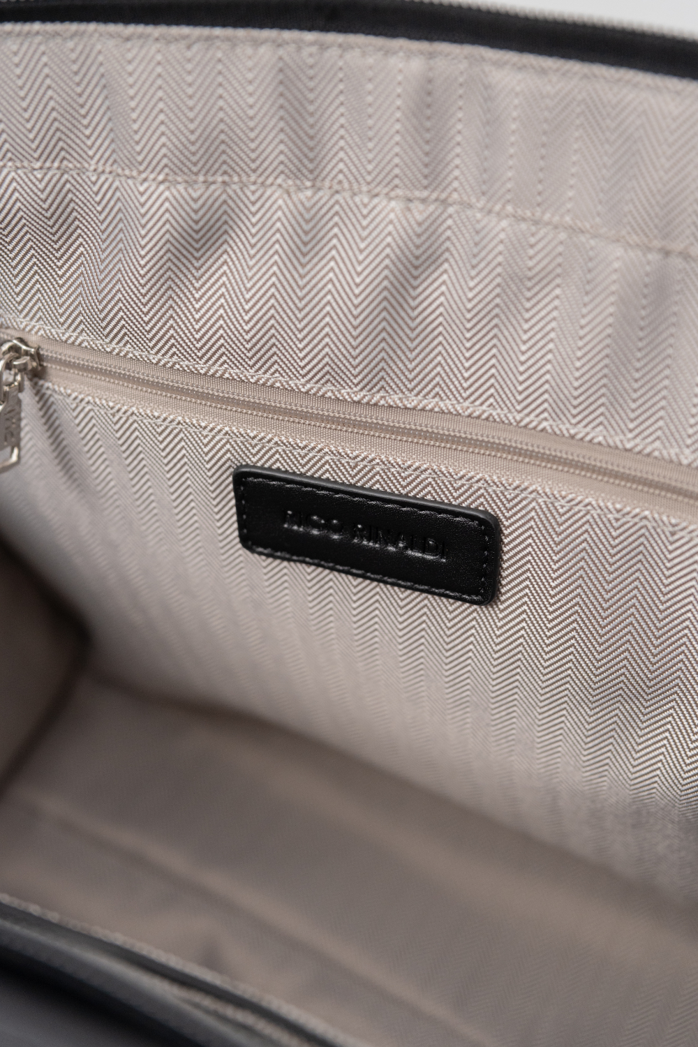 Orea Tote Bag in Black