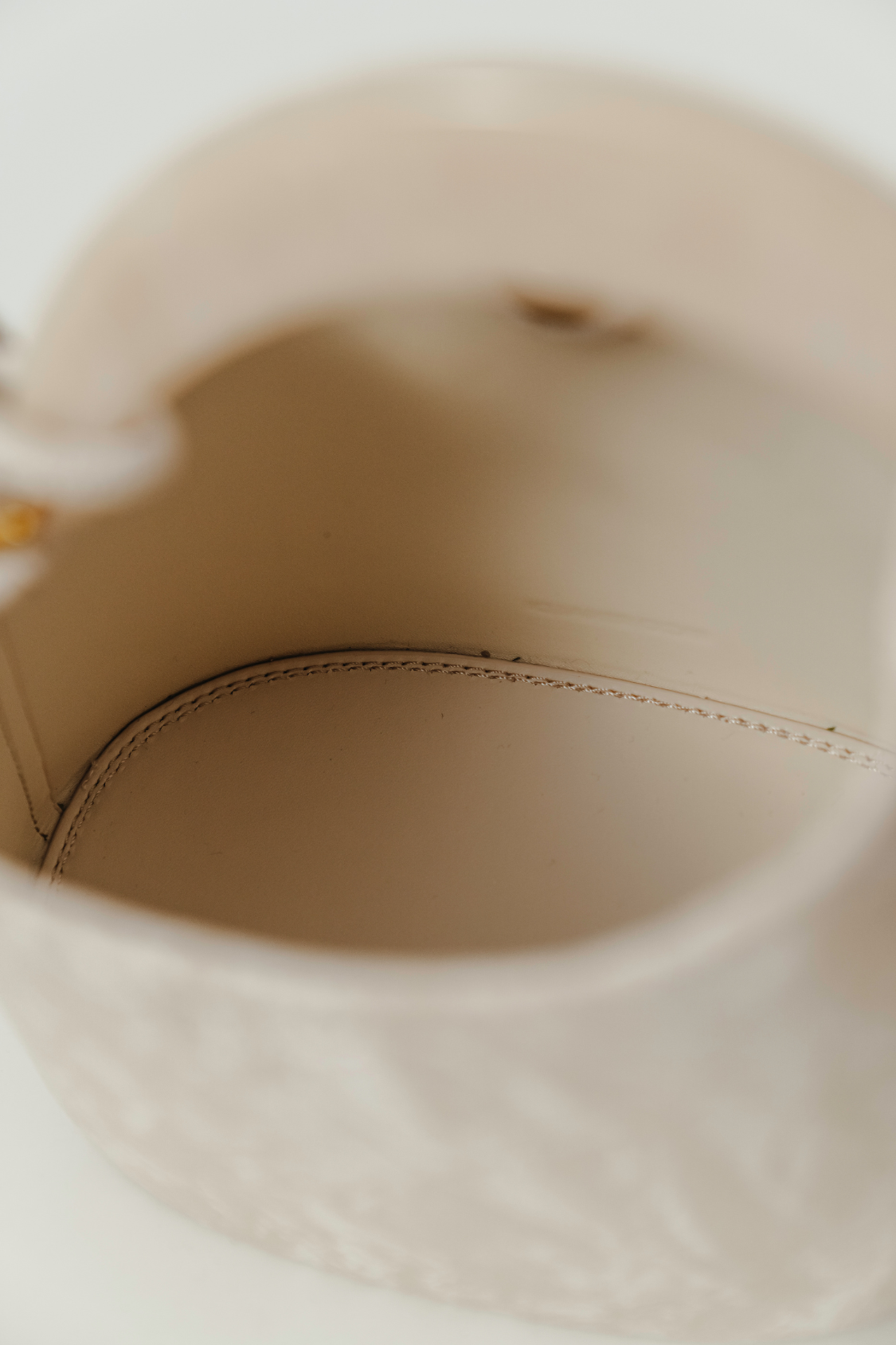 Naila Handle Bag in Coffee