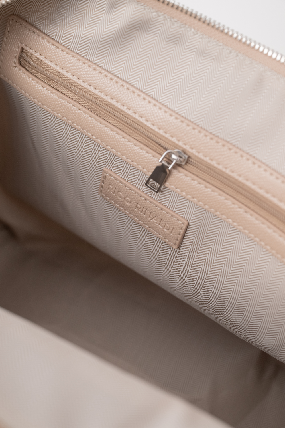 Nomi Nylon Tote Bag in Sandy