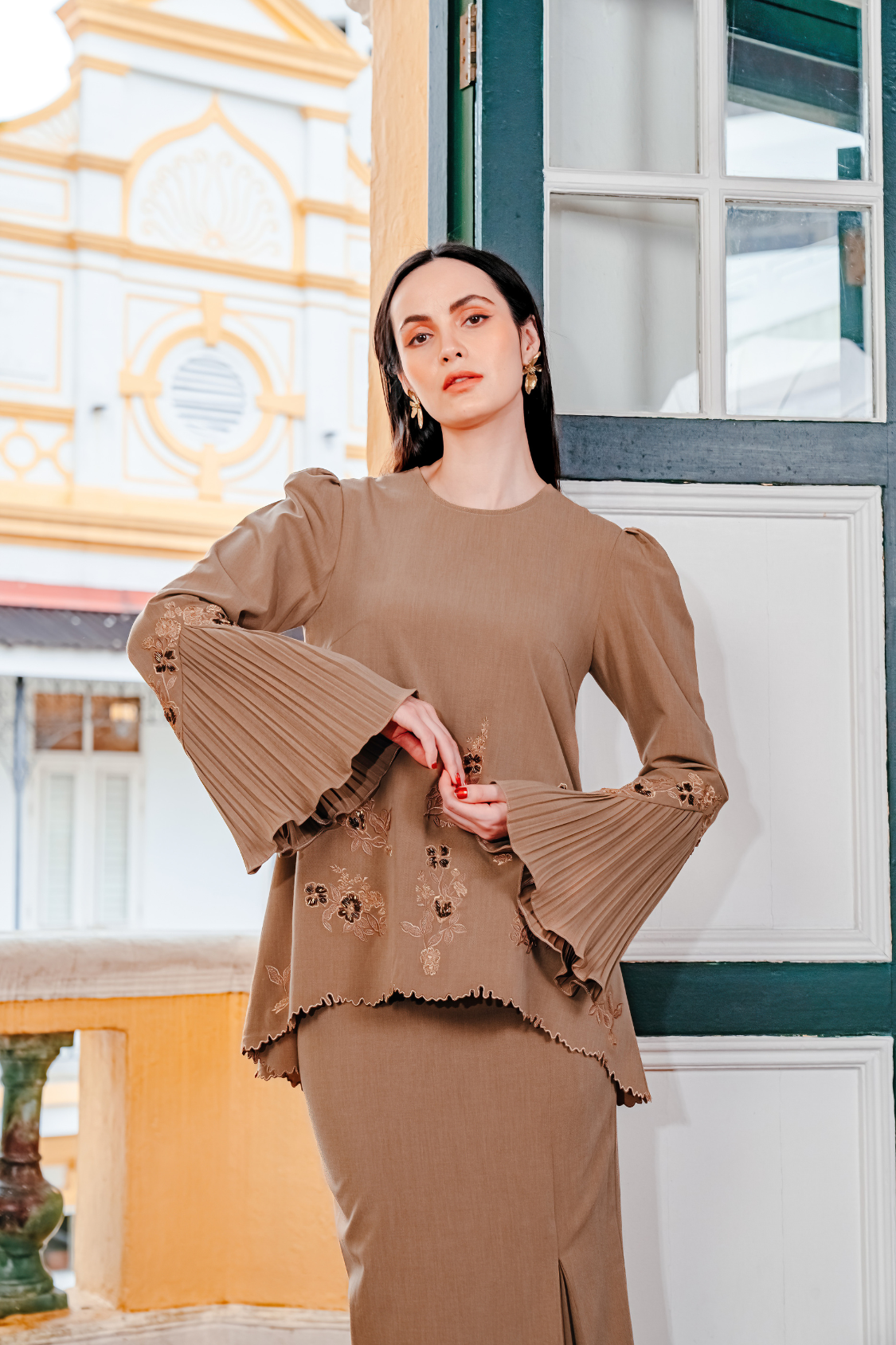 Tenang Modern Kurung Summeraya in Khaki Brown
