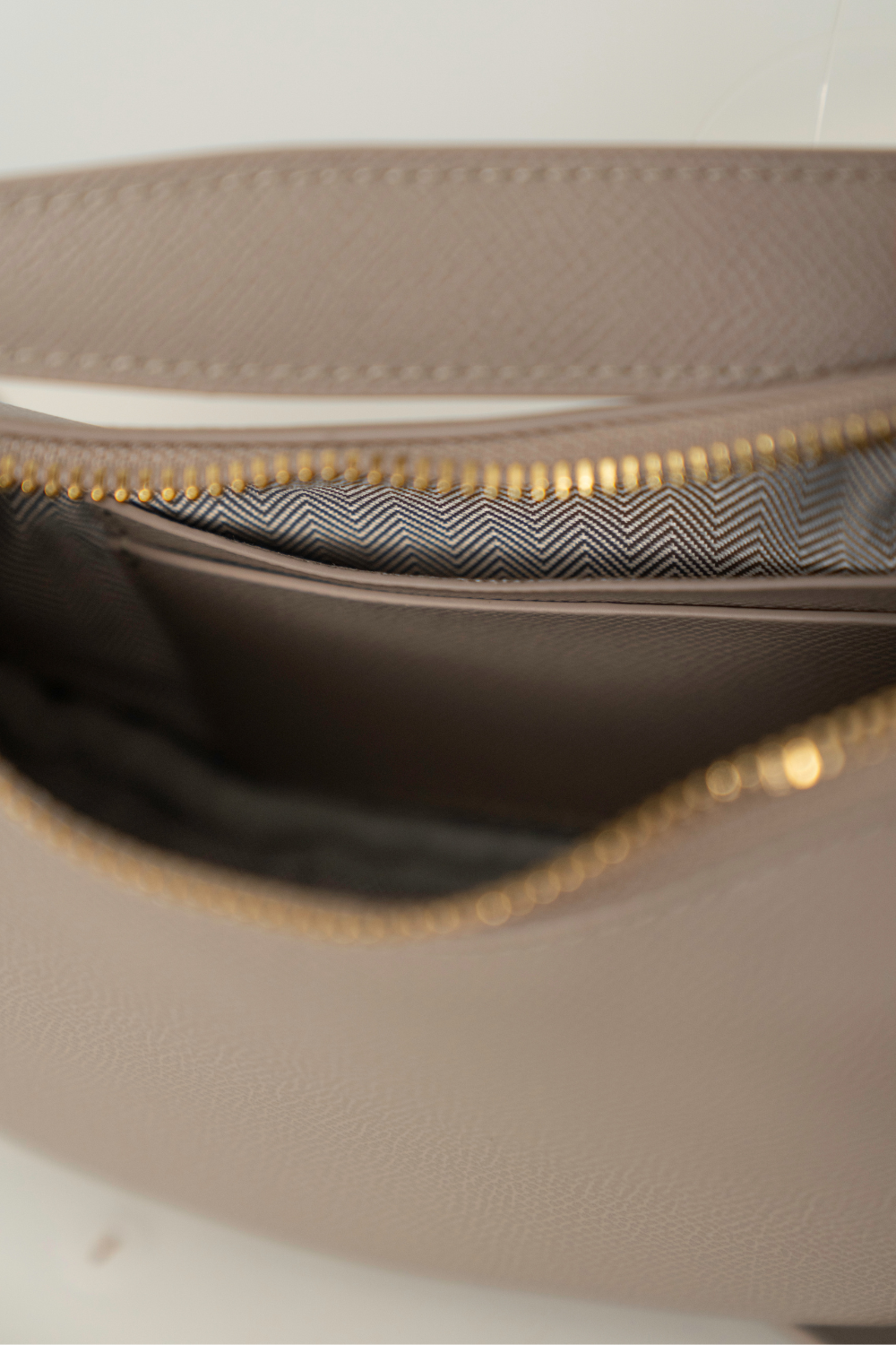 Aero Mini Bag in Taupe