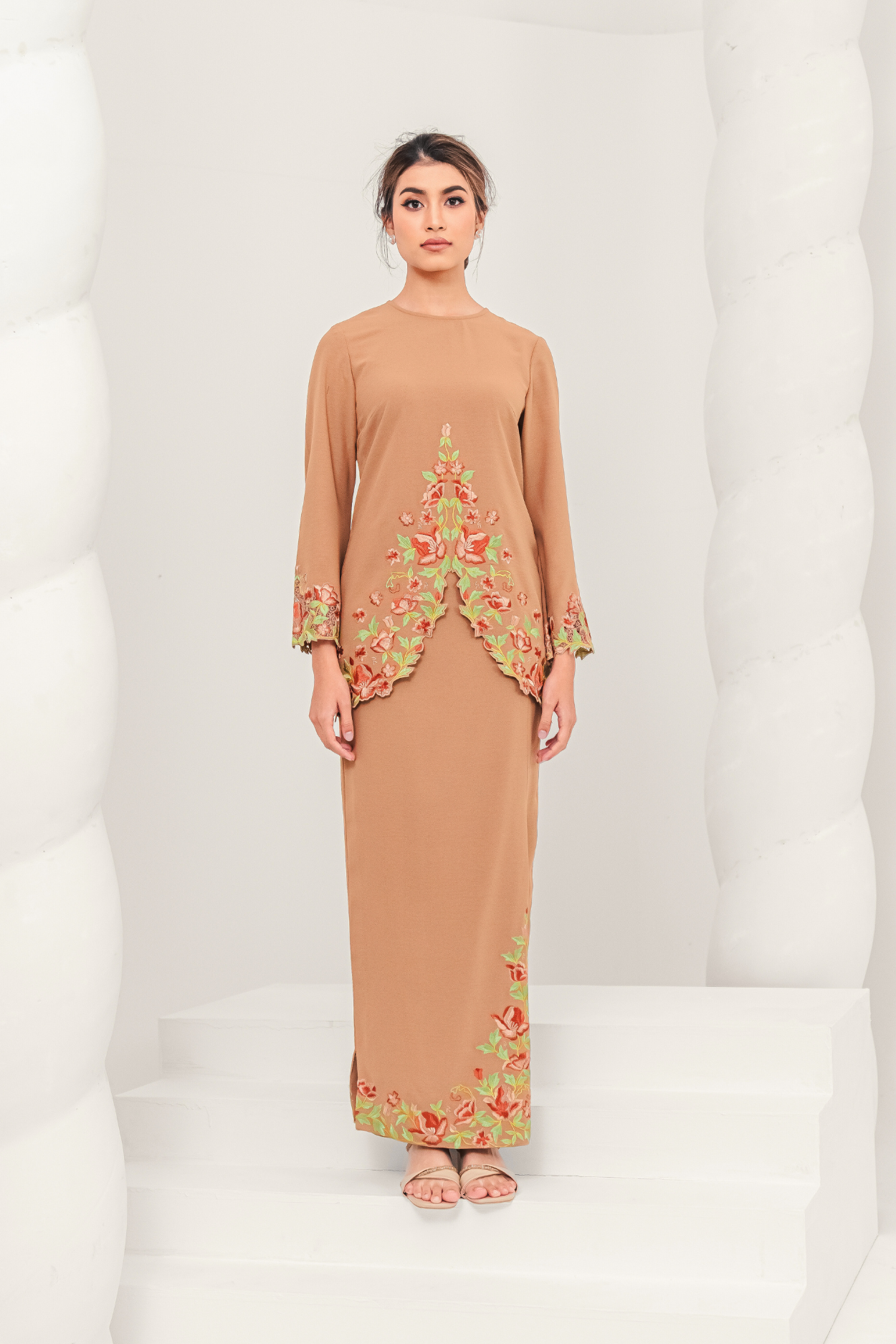 Murni Modern Kurung Summeraya in Almond Brown
