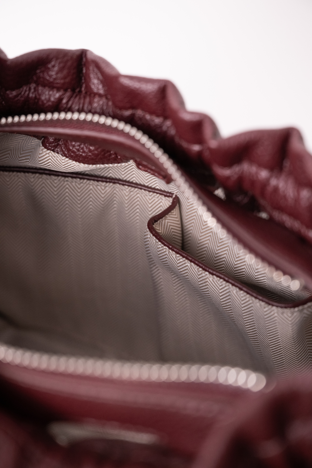 Olma Bag in Dark Burgundy