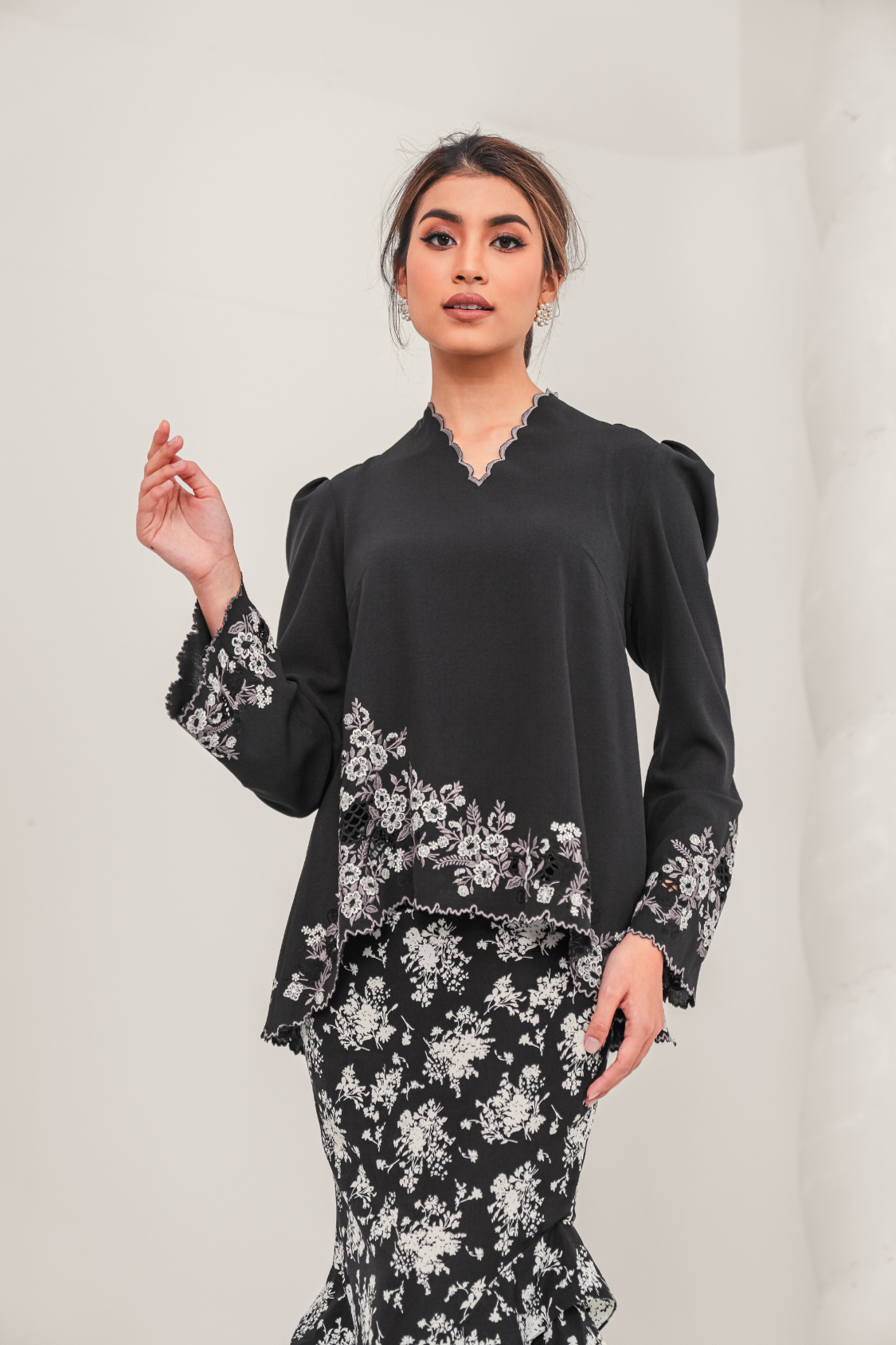 Permai Modern Kurung Summeraya in Black