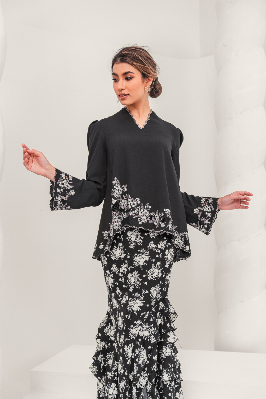 Permai Modern Kurung Summeraya in Black