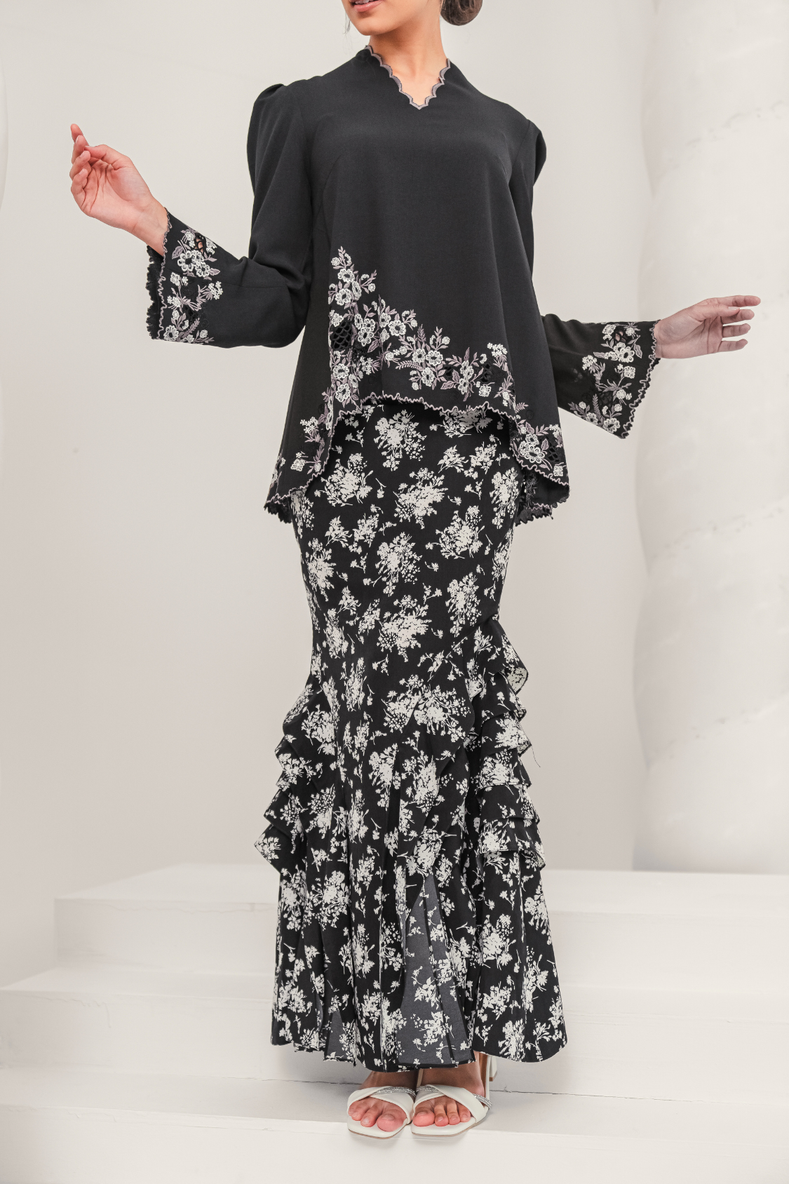 Permai Modern Kurung Summeraya in Black