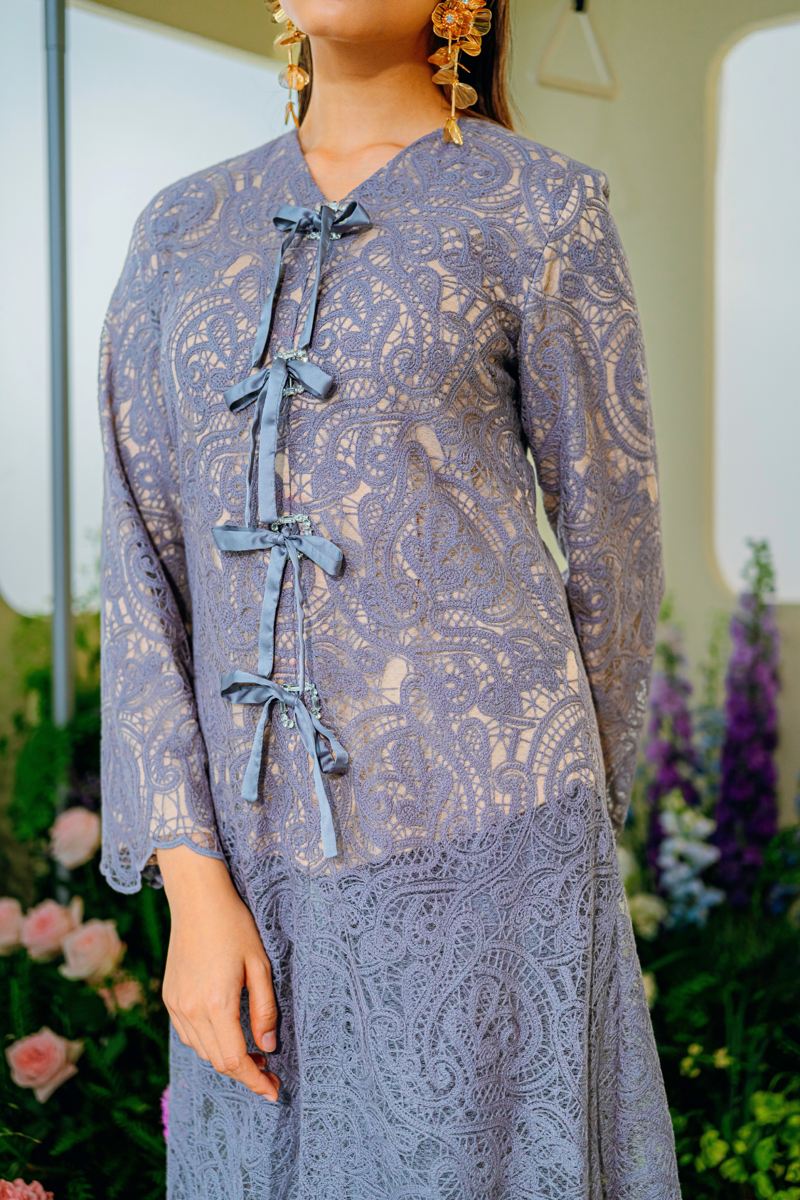 Whulan Long Kebaya Summeraya 2025 in Grey