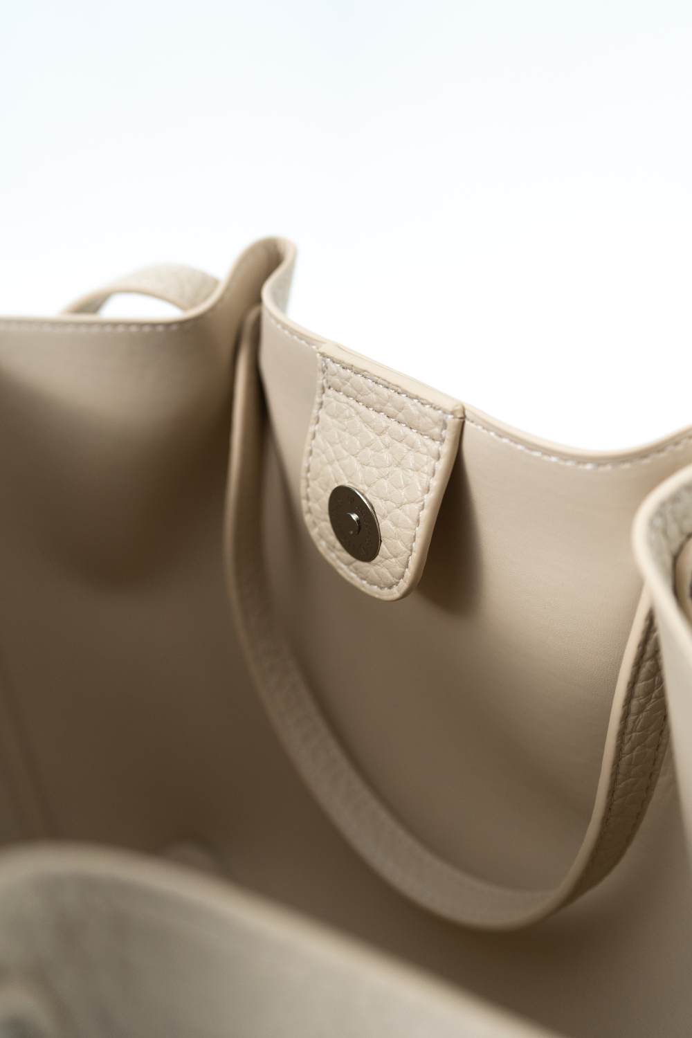 Tikka Tote Bag in Black