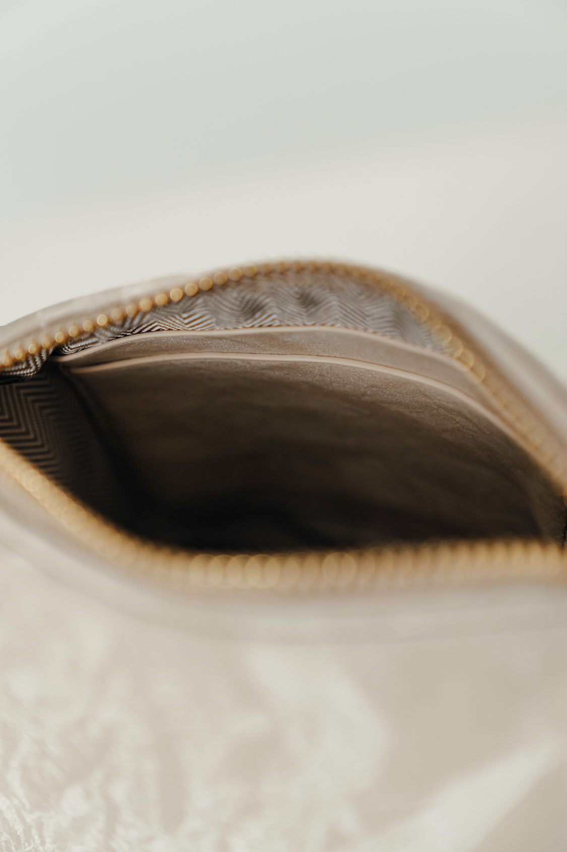 Naila Handle Bag in Beige