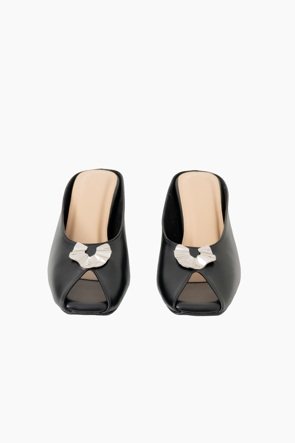 Linda Shoes in Black