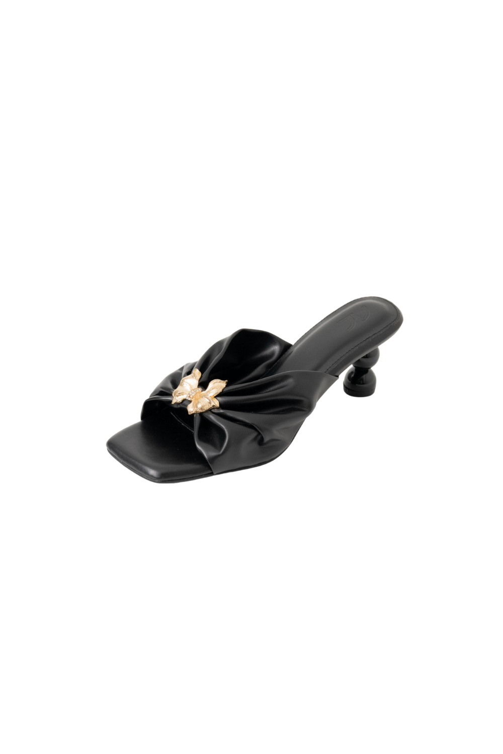 Daiyan Shoes in Black
