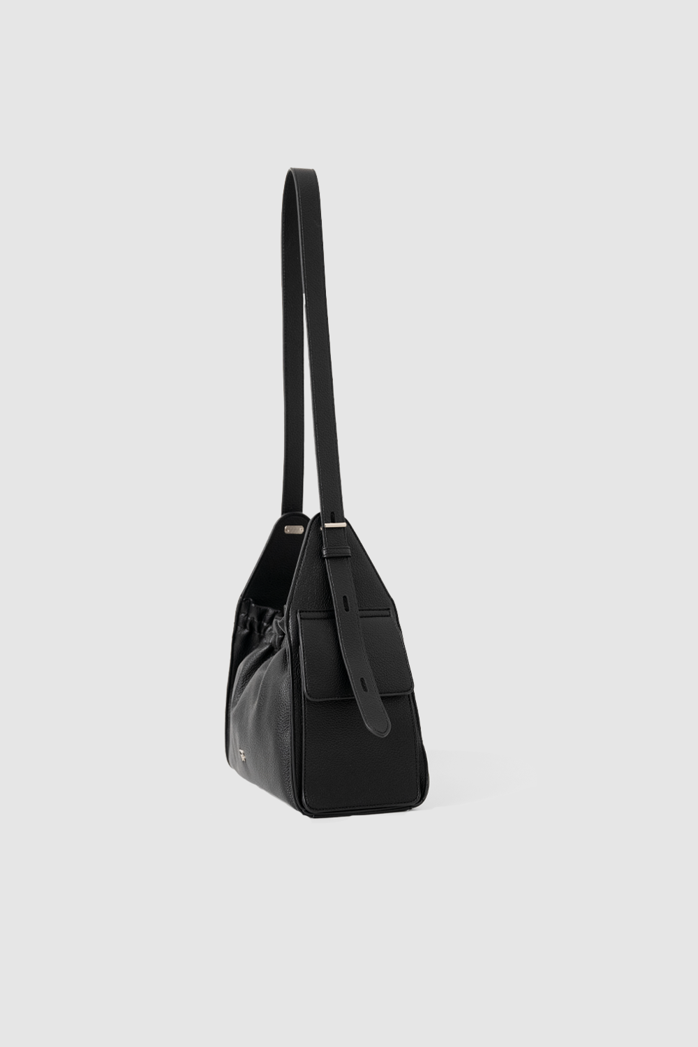 Olma Bag in Black