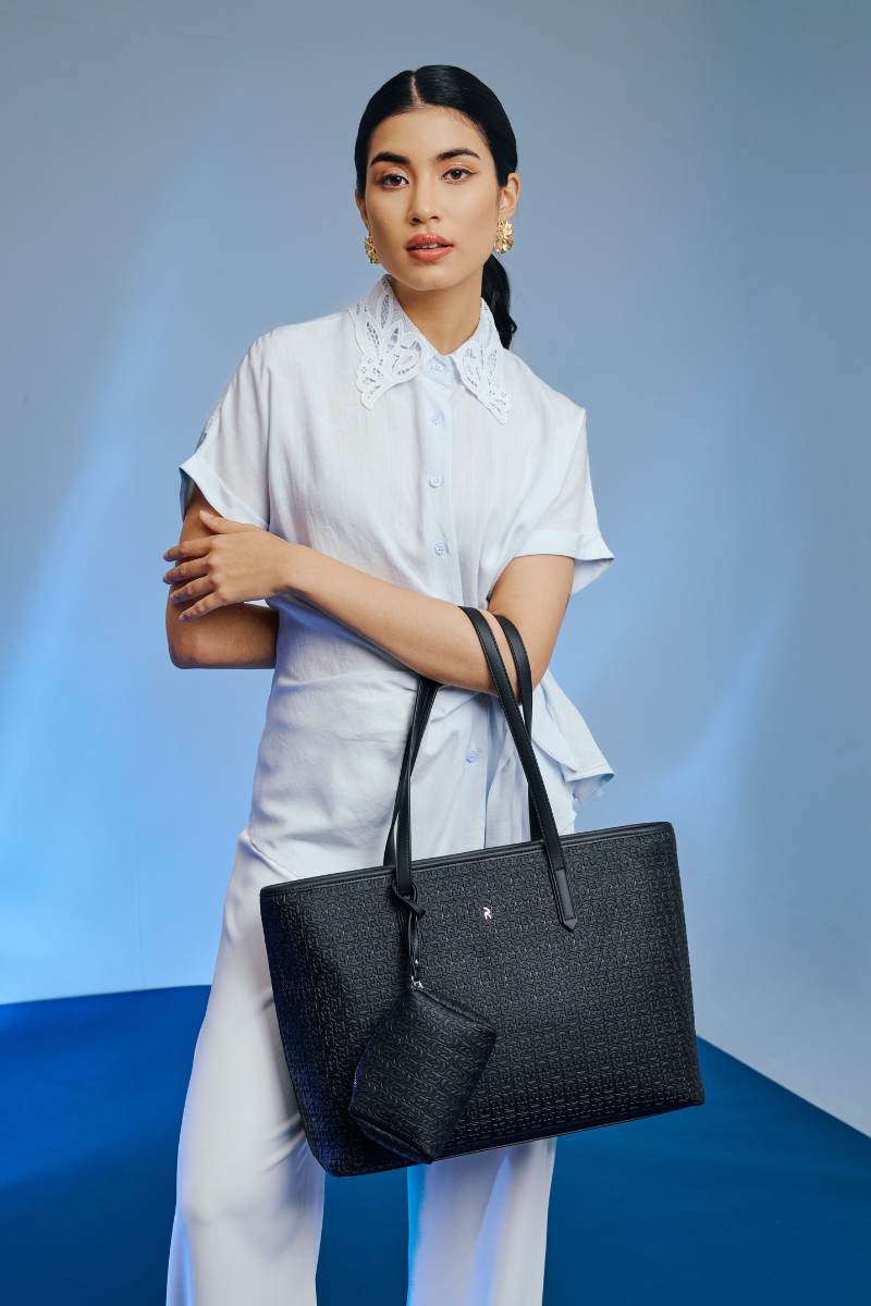 Jiro Tote Bag in Black