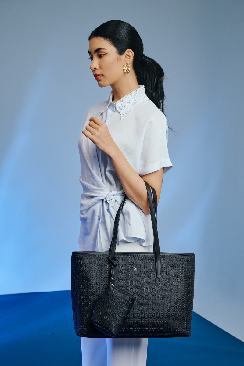 Jiro Tote Bag in Black