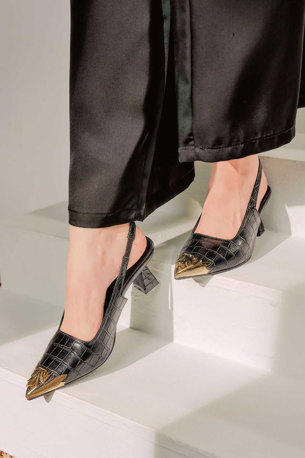 Dayang Heels in Black