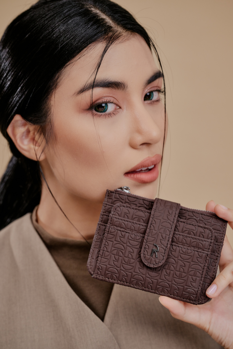 Riri Small Wallet in Dark Brown