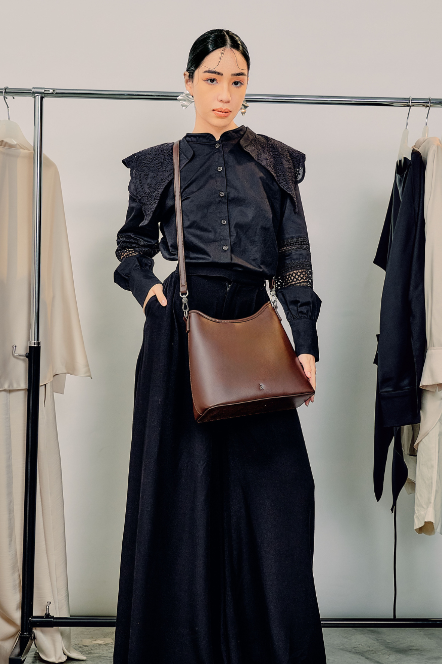 Stella in Dark Brown