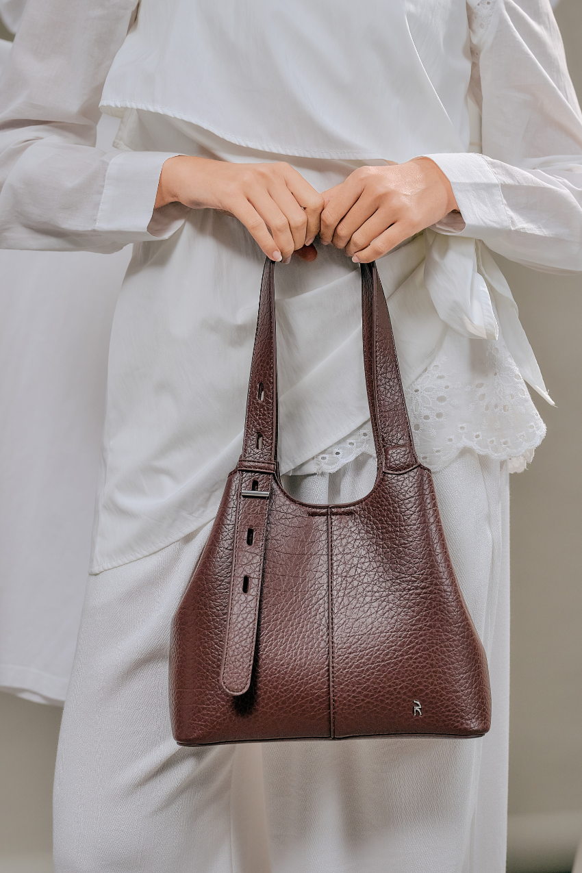Premium women's work bag in Dark Coco for everyday wear