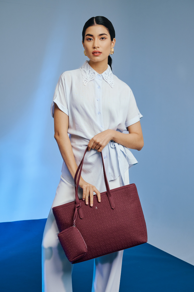 Jiro Tote Bag in Dark Maroon