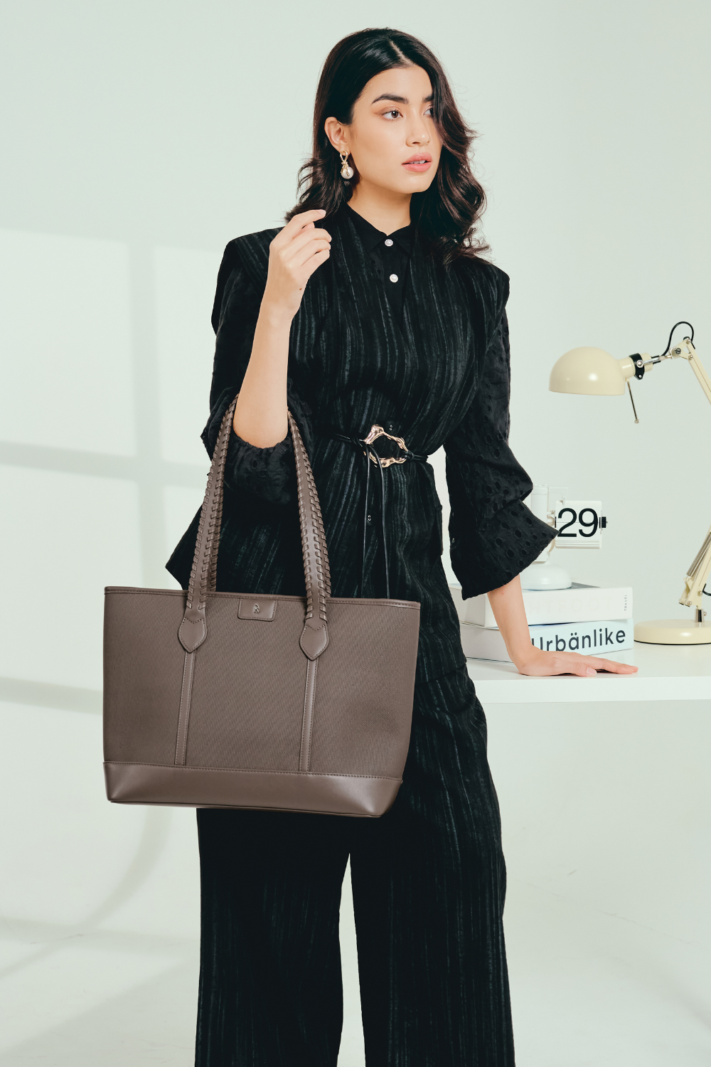 Nirina Tote Bag in Deep Olive