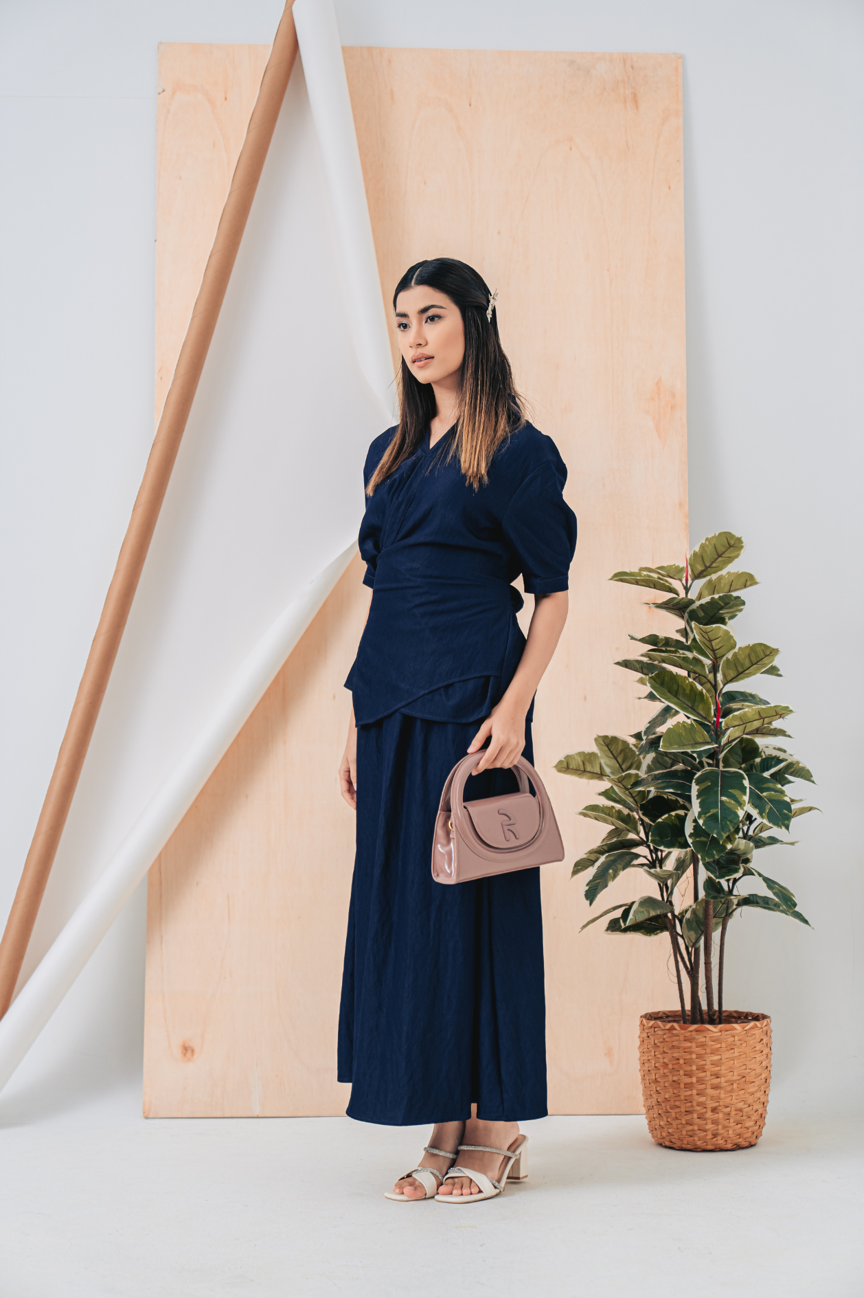 Medium Solace Bag in Dusty Blush