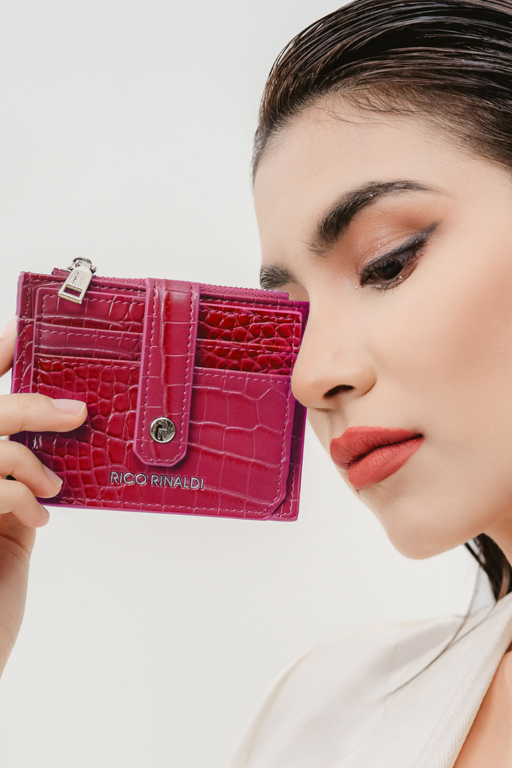 Teo Small Wallet in Fuschia