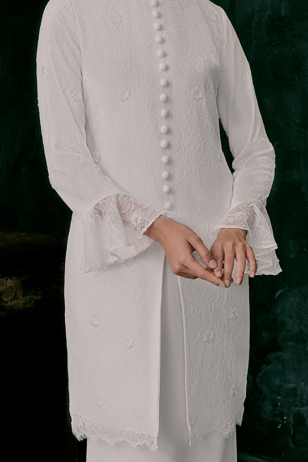 Gita Bridal Long Kebaya in Off White