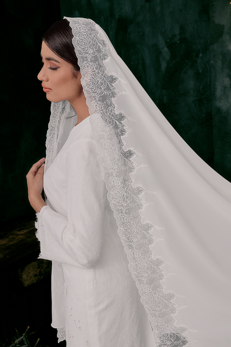 Elina Bridal Short Veil in Off White