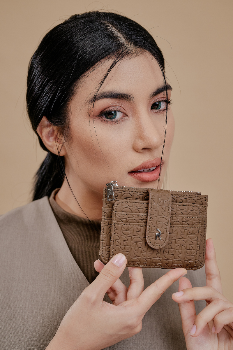 Riri Small Wallet in Mocha