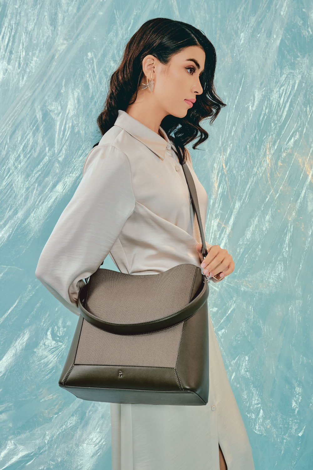 Dumma Hobo Bag in Olive