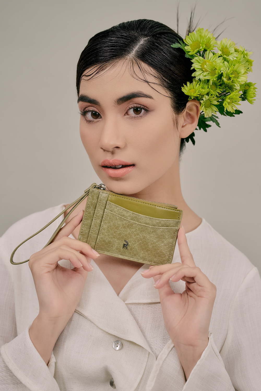 Jimoo Wallet in Olive