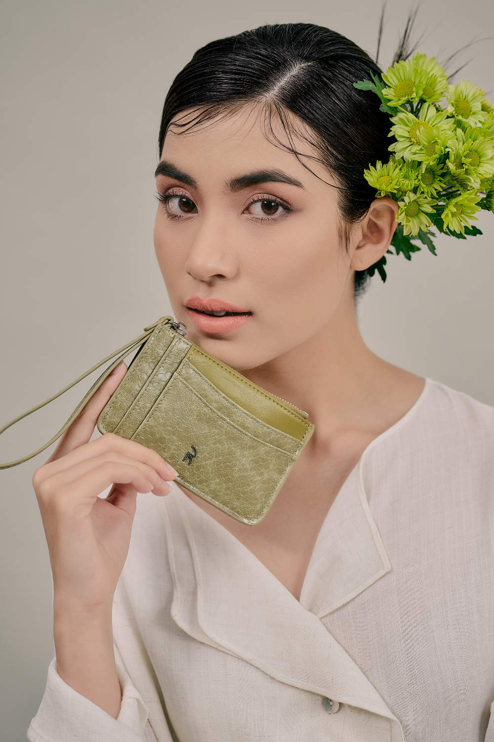 Jimoo Wallet in Olive